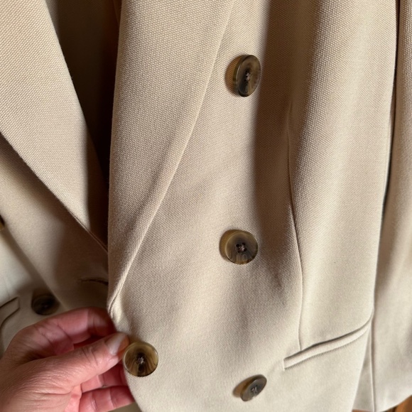 Women's Double Breasted Knit Stretch Blazer from Express, NWT  size Large - Picture 5 of 13